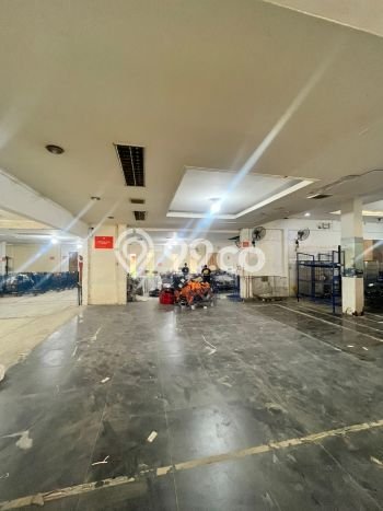 Komersial Dijual di Jakarta Selatan LT 915m2 & LB 600m2 Lokasi Terbaik! Komersial Dijual di Jakarta Selatan LT 915m2 & LB 600m2 Lokasi Terbaik!