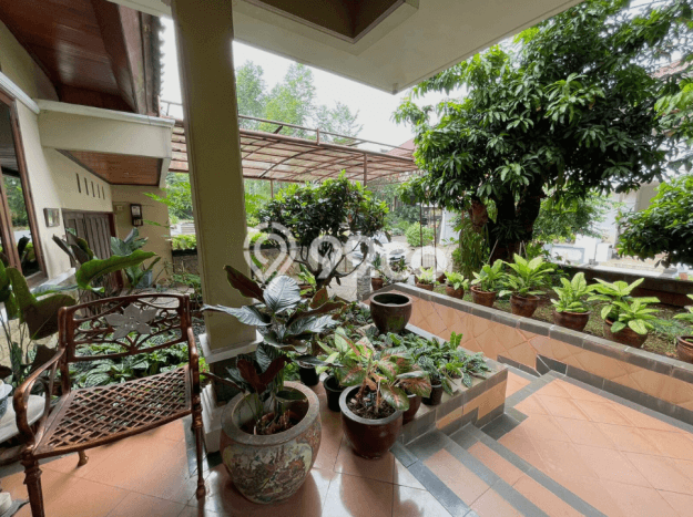 Jual Rumah Mewah Megah Dengan View Eksklusif di Lebak Bulus, Jakarta Selatan Jual Rumah Mewah Megah Dengan View Eksklusif di Lebak Bulus, Jakarta Selatan
