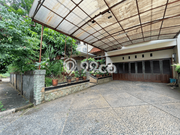 Jual Rumah Mewah Megah Dengan View Eksklusif di Lebak Bulus, Jakarta Selatan Jual Rumah Mewah Megah Dengan View Eksklusif di Lebak Bulus, Jakarta Selatan