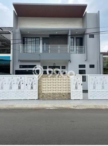Ready to Use! Premium House LT 250m2 Desain Elegan di BSD City Ready to Use! Premium House LT 250m2 Desain Elegan di BSD City