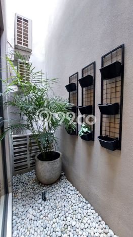 For Sale Rumah 3 Kamar Lokasi Ideal Nyaman dan Strategis di Limo For Sale Rumah 3 Kamar Lokasi Ideal Nyaman dan Strategis di Limo