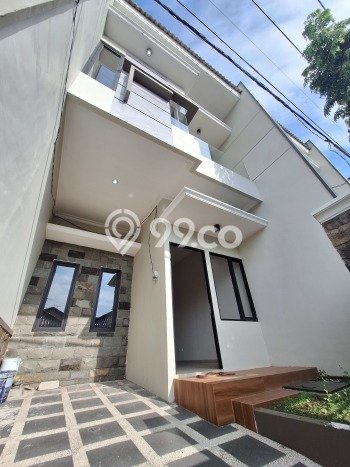 Rumah Modern Minimalis 3 KT Siap Huni di Mulyorejo Rumah Modern Minimalis 3 KT Siap Huni di Mulyorejo