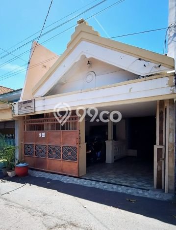 Rumah Strategis Modern Lb 266m2 di Tandes, Surabaya Rumah Strategis Modern Lb 266m2 di Tandes, Surabaya