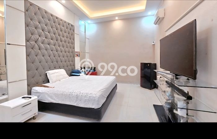Dijual Rumah Luas Megah Dengan View Eksklusif di kertajaya, Surabaya Dijual Rumah Luas Megah Dengan View Eksklusif di kertajaya, Surabaya