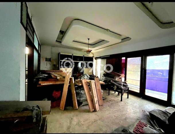 Dijual Rumah Premium dengan Fasilitas Sekitar Komplit di Semarang Utara, Semarang Dijual Rumah Premium dengan Fasilitas Sekitar Komplit di Semarang Utara, Semarang