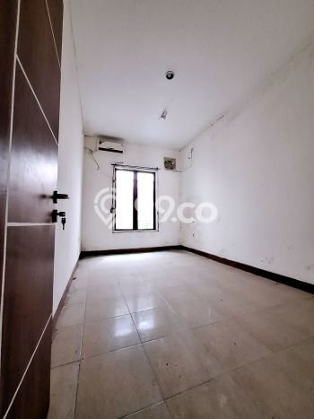 Hunian Cantik Minimalis Lb 100m2 di Rungkut, Surabaya Hunian Cantik Minimalis Lb 100m2 di Rungkut, Surabaya