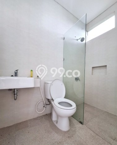 Dijual Rumah Modern 2 KT di Citraland, Surabaya Dijual Rumah Modern 2 KT di Citraland, Surabaya