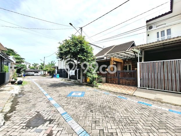 Rumah Luas Asri 3 KT Siap Huni di Karangpilang Surabaya Rumah Luas Asri 3 KT Siap Huni di Karangpilang Surabaya