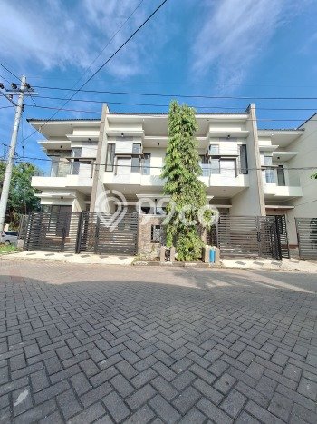 Rumah Modern Minimalis 3 KT Siap Huni di Mulyorejo Rumah Modern Minimalis 3 KT Siap Huni di Mulyorejo