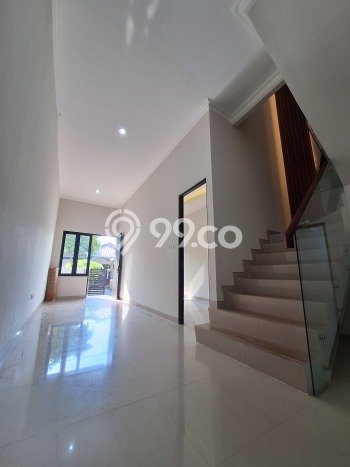 Jual Rumah Bagus Siap Huni LB 140m2 di Mulyorejo, Surabaya Jual Rumah Bagus Siap Huni LB 140m2 di Mulyorejo, Surabaya