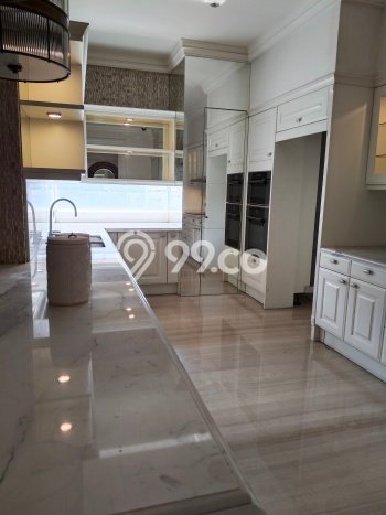 Dijual! Kantor di Tunjungan Surabaya LT 693m2 / LB 2250m2 Kawasan Strategis Dijual! Kantor di Tunjungan Surabaya LT 693m2 / LB 2250m2 Kawasan Strategis