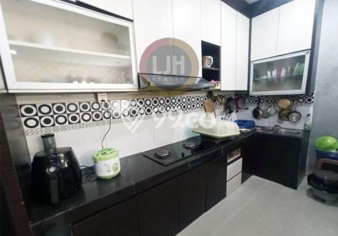 Rumah Modern 6 Kamar LT 90m2 di Batam Centre Rumah Modern 6 Kamar LT 90m2 di Batam Centre