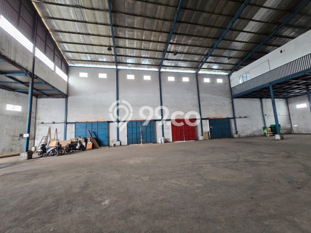 Gudang Dijual di Pulo Gadung Jakarta Timur dengan Luas Bangunan 2720m2 Gudang Dijual di Pulo Gadung Jakarta Timur dengan Luas Bangunan 2720m2