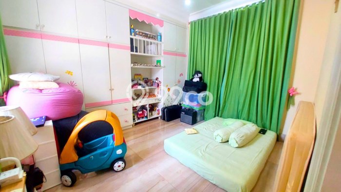 Dijual Rumah Mewah Megah Dengan View Cantik di Pulomas, Jakarta Timur Dijual Rumah Mewah Megah Dengan View Cantik di Pulomas, Jakarta Timur