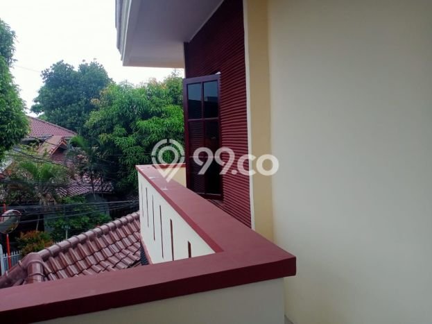 Lokasi strategis! Rumah siap pakai dikontrakkan di Cipayung LB 300m2 Lokasi strategis! Rumah siap pakai dikontrakkan di Cipayung LB 300m2