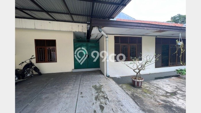 Rumah Elit LB 420m2 Siap Pakai Desain Elegan di Tomang, Jakarta Barat Rumah Elit LB 420m2 Siap Pakai Desain Elegan di Tomang, Jakarta Barat