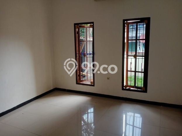 Lokasi strategis! Rumah siap pakai dikontrakkan di Cipayung LB 300m2 Lokasi strategis! Rumah siap pakai dikontrakkan di Cipayung LB 300m2