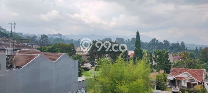 Dijual Rumah Luas Elegan Dengan View Eksklusif di Cigadung, Bandung Dijual Rumah Luas Elegan Dengan View Eksklusif di Cigadung, Bandung