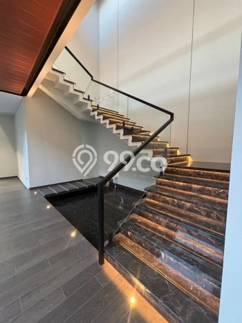 Jual Rumah Luas Elegan Dengan View Cantik di Summarecon Bandung, Bandung Jual Rumah Luas Elegan Dengan View Cantik di Summarecon Bandung, Bandung