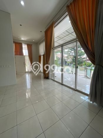 Rumah Elit Modern Siap Huni di Kota Baru Parahyangan Bandung Rumah Elit Modern Siap Huni di Kota Baru Parahyangan Bandung