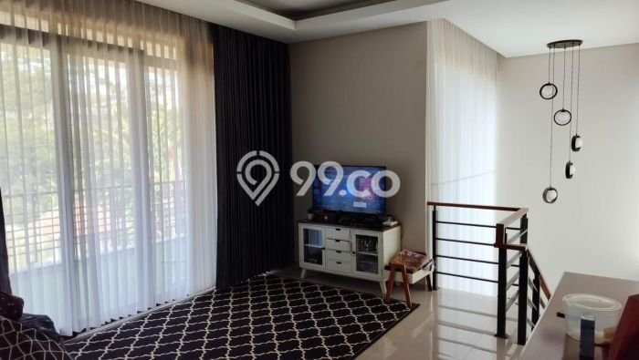 Rumah Berkualitas dengan Luas Tanah 319m² di Kawasan Elite Dago Pakar, Bandung Rumah Berkualitas dengan Luas Tanah 319m² di Kawasan Elite Dago Pakar, Bandung