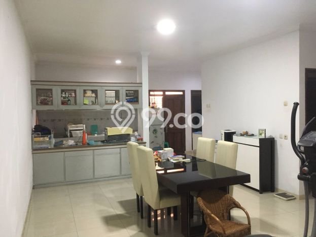 Rumah Siap Huni LT 138m² / LB 128m² di Kawasan Bisnis Gunung Batu, Bandung Rumah Siap Huni LT 138m² / LB 128m² di Kawasan Bisnis Gunung Batu, Bandung