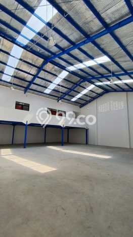 Gudang Lokasi Strategis di Caringin, Luas 420m², Disewakan, Kawasan Bisnis Gudang Lokasi Strategis di Caringin, Luas 420m², Disewakan, Kawasan Bisnis