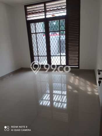 Rumah Strategis Minimalis Lb 150m2 di Sukasari, Bandung Rumah Strategis Minimalis Lb 150m2 di Sukasari, Bandung