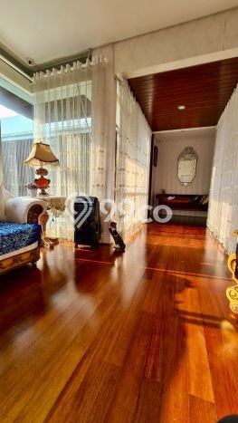 Rumah Elit LB 349m2 Siap Pakai Desain Elegan di Kota Baru Parahyangan, Bandung Rumah Elit LB 349m2 Siap Pakai Desain Elegan di Kota Baru Parahyangan, Bandung