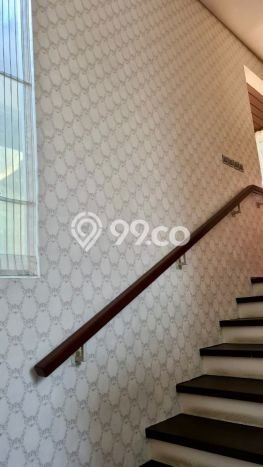 Rumah Elit LB 349m2 Siap Pakai Desain Elegan di Kota Baru Parahyangan, Bandung Rumah Elit LB 349m2 Siap Pakai Desain Elegan di Kota Baru Parahyangan, Bandung