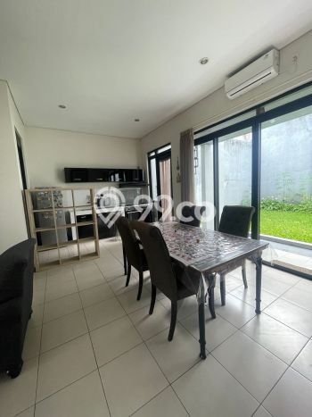 Rumah Sewa Bandung LT 180m2 LB 130m2 Kawasan Kota Baru Parahyangan Rumah Sewa Bandung LT 180m2 LB 130m2 Kawasan Kota Baru Parahyangan