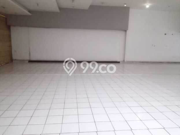 Disewakan Ruko di Kawasan Ramai Cihampelas Luas 300m2 Disewakan Ruko di Kawasan Ramai Cihampelas Luas 300m2