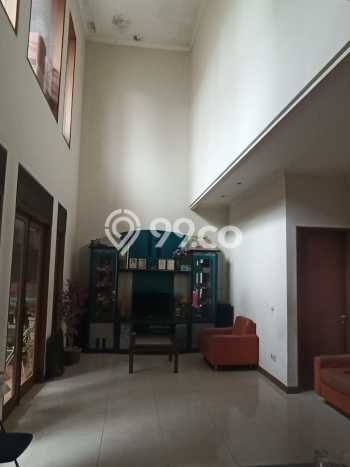 For Sale! Luxury House LT 288m2 Desain Elegan di Mekar Wangi For Sale! Luxury House LT 288m2 Desain Elegan di Mekar Wangi