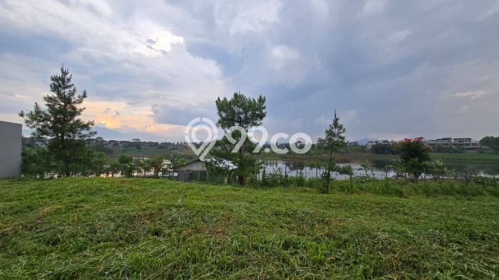 Lahan Kosong Dijual di Bandung dengan Area 723m2 Lahan Kosong Dijual di Bandung dengan Area 723m2