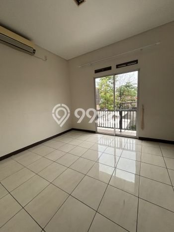 Rumah Sewa Bandung LT 275m2 LB 200m2 Kawasan Kota Baru Parahyangan Rumah Sewa Bandung LT 275m2 LB 200m2 Kawasan Kota Baru Parahyangan