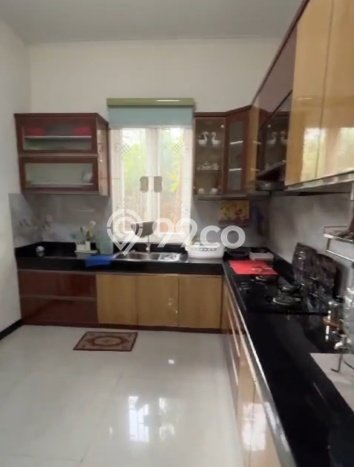 Jual Rumah Luas Megah Dengan View Cantik di Taman Holis Indah, Bandung Jual Rumah Luas Megah Dengan View Cantik di Taman Holis Indah, Bandung