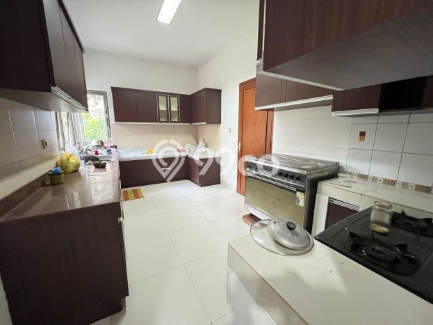 Disewakan! Rumah 4 Kamar Tidur &
3 Kamar Mandi di Pasteur, Bandung Disewakan! Rumah 4 Kamar Tidur &
3 Kamar Mandi di Pasteur, Bandung