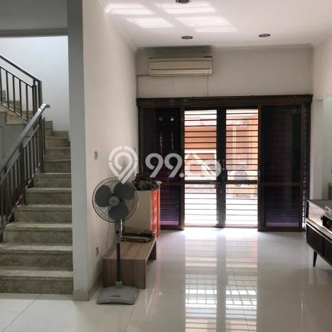 Rumah Luxury Modern Siap Huni di Buah Batu Bandung Rumah Luxury Modern Siap Huni di Buah Batu Bandung