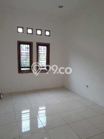 Rumah Modern Cantik 3 KT Siap Huni di Serpong Utara Rumah Modern Cantik 3 KT Siap Huni di Serpong Utara