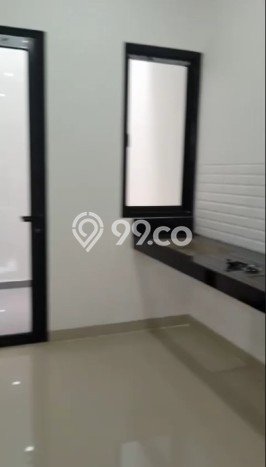 For Sale Rumah 4 Kamar Lokasi Strategis Nyaman dan Strategis di Serpong Utara For Sale Rumah 4 Kamar Lokasi Strategis Nyaman dan Strategis di Serpong Utara