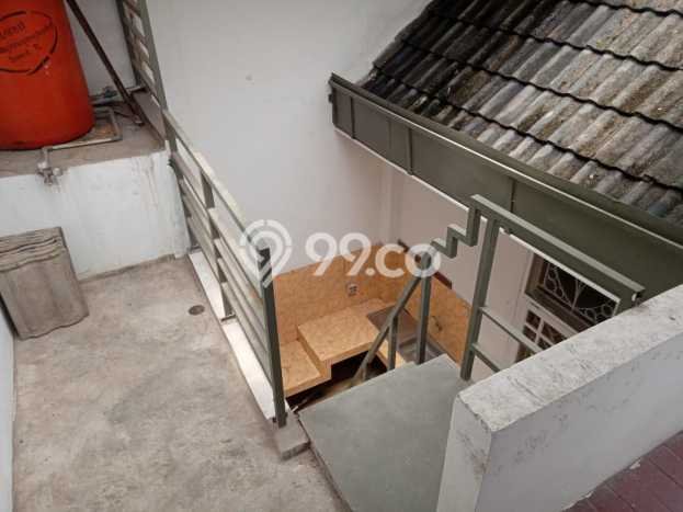 Hunian Cantik Modern Lb 90m2 di Serpong Utara, Tangerang Selatan Hunian Cantik Modern Lb 90m2 di Serpong Utara, Tangerang Selatan