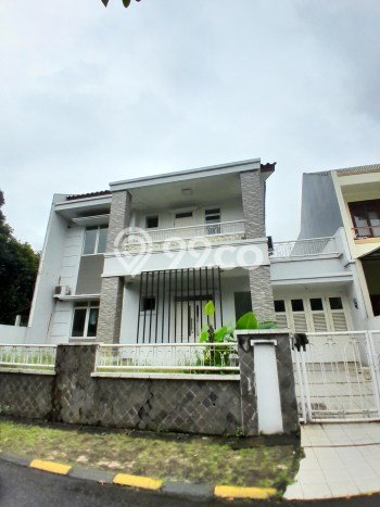 Rumah sewa siap huni 4 Kamar Tidur di BSD Puspita Loka, Tangerang Rumah sewa siap huni 4 Kamar Tidur di BSD Puspita Loka, Tangerang