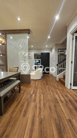 Rumah Elit LB 120m2 Siap Pakai Desain Elegan di Gading Serpong, Tangerang Rumah Elit LB 120m2 Siap Pakai Desain Elegan di Gading Serpong, Tangerang