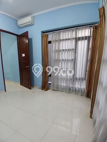 Rumah Sewa Tangerang Selatan LT 135m2 LB 200m2 Kawasan Bintaro Rumah Sewa Tangerang Selatan LT 135m2 LB 200m2 Kawasan Bintaro