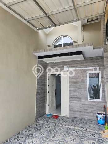HARGA SPESIAL! Rumah Modern area Cipondoh, Tangerang, LT 90m² LB 100m² Bisa Nego! HARGA SPESIAL! Rumah Modern area Cipondoh, Tangerang, LT 90m² LB 100m² Bisa Nego!