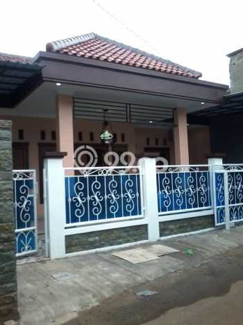 For Sale Rumah 7 Kamar Lokasi Strategis Bagus dan Strategis di Jagakarsa For Sale Rumah 7 Kamar Lokasi Strategis Bagus dan Strategis di Jagakarsa