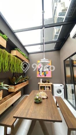 Rumah Modern Cantik 4 KT Bisa Langsung Pindah di Lippo Cikarang Rumah Modern Cantik 4 KT Bisa Langsung Pindah di Lippo Cikarang