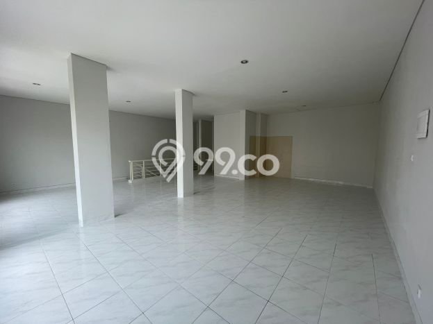 Ruko Dijual di Prime Area Tangerang Luas 162m2 Ruko Dijual di Prime Area Tangerang Luas 162m2