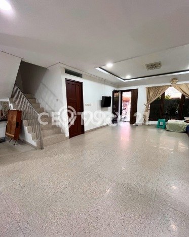 For Sale! Premium House LT 192m2 Desain Modern di Pasar Baru For Sale! Premium House LT 192m2 Desain Modern di Pasar Baru
