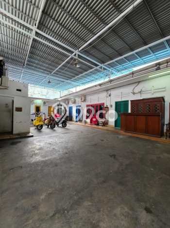 Rumah Elit LB 600m2 Siap Pakai Desain Elegan di Pasar Baru, Jakarta Pusat Rumah Elit LB 600m2 Siap Pakai Desain Elegan di Pasar Baru, Jakarta Pusat